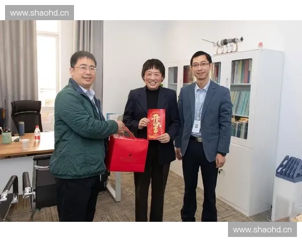 破浪前行勇攀高峰激发潜能实现梦想新征程